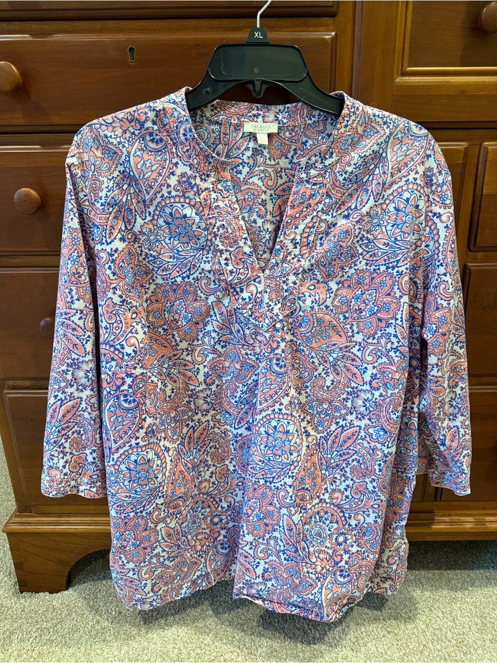Talbots 1X paisley blouse, pink/blue. Split V neck. 100% cotton.